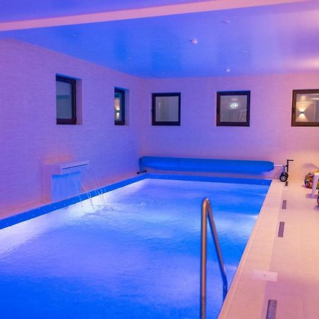 Hotel Aura Unirii Άλμπα Ιούλια Εξωτερικό φωτογραφία
