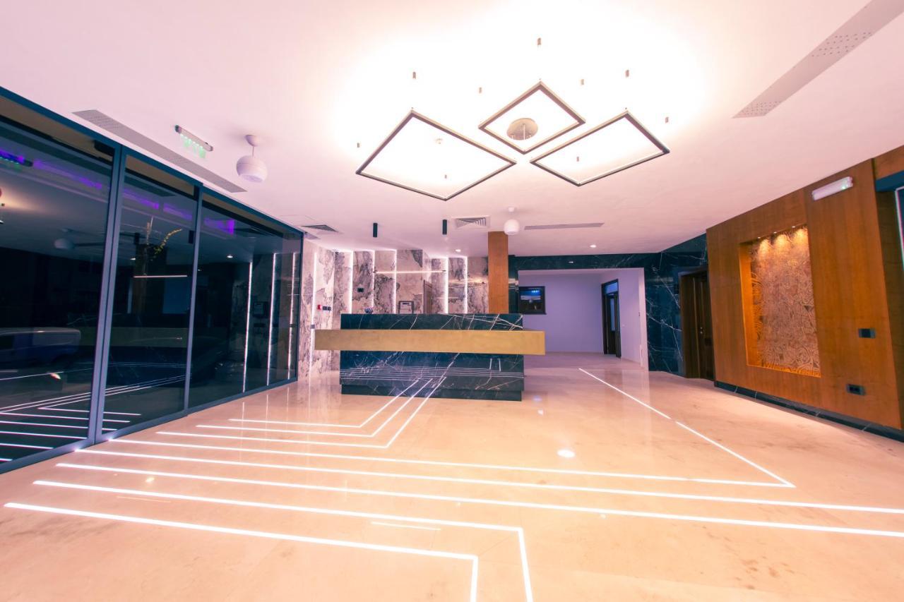 Hotel Aura Unirii Άλμπα Ιούλια Εξωτερικό φωτογραφία