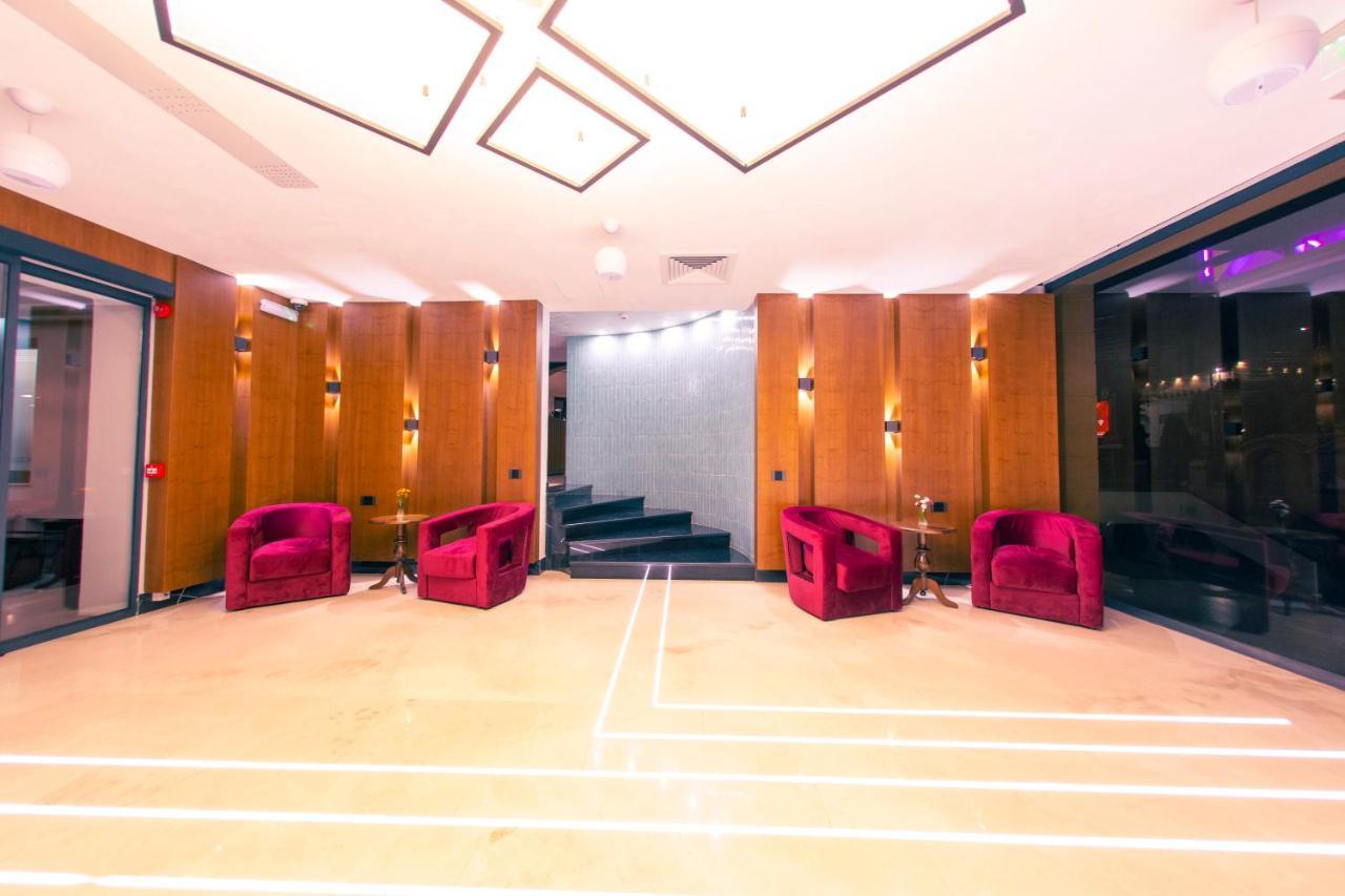 Hotel Aura Unirii Άλμπα Ιούλια Εξωτερικό φωτογραφία